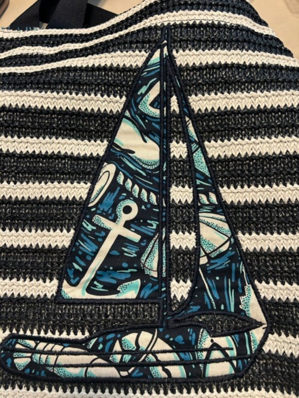 Vera Bradley Shore Enough Sailboat Straw Tote Beach Bag Navy/White Stripe - Picture 4 of 6